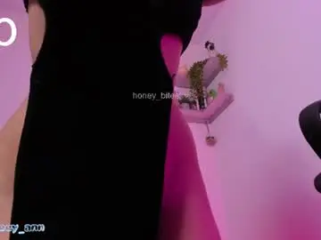 Chaturbate Watch Live Sex Cams of honey_bitee