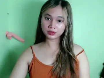 Chaturbate Free Live Porn of ursweet_athisa18
