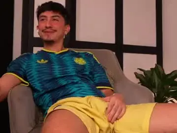 Chaturbate Live Sex Cam of sweettaaron