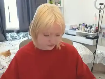 Chaturbate Nude Webcam of gimmergirls_