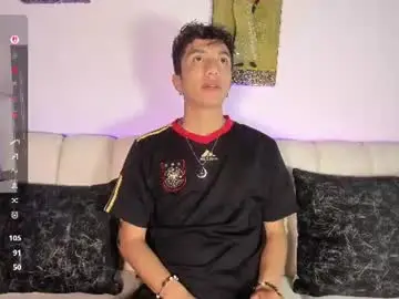 Chaturbate Sex Cam of mhatias_