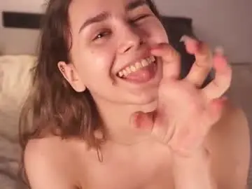 Chaturbate Live Sex Cam of cherlymerrithew