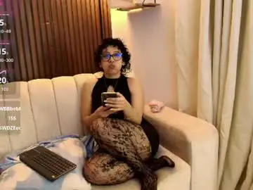 Chaturbate Sex Chat of laena_castillo