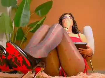Chaturbate Free Live Porn of aveline_nuit