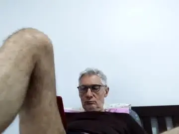 Chaturbate Live Sex Cam of cucaio18