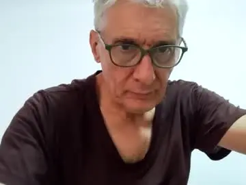 Chaturbate Live Sex Cam of cucaio18