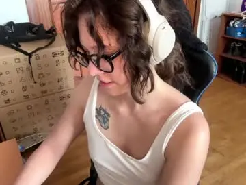 Chaturbate Adult Webcams of faintpeach