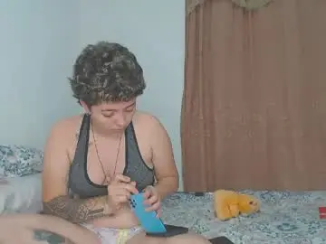 Chaturbate Live Sex Cam of kammy_cami
