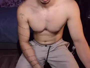 Chaturbate Live Sex Cam of isaac_sttone01