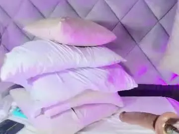 Chaturbate Watch Live Sex Cams of sara_channel_