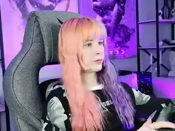 Chaturbate Live Sex Cam of lexiwenford