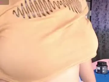 Chaturbate Adult Video Chat of miia_big1boobs