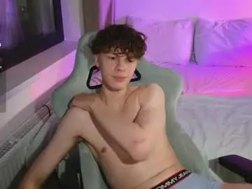 Chaturbate Live Sex of cute_thomas