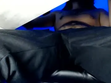 Chaturbate Adult Webcams of woondeer17