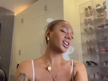 Chaturbate Sex Cam of xmonstrouscockivy