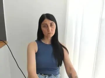 Chaturbate Live Sex Cam of linabay2
