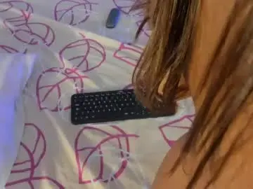 Chaturbate Free Live Porn of nahomycarterr