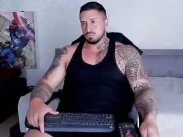 Chaturbate Nude Webcam of cristian_walker