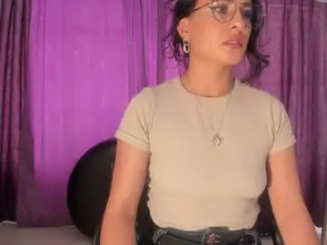 Chaturbate Live Sex Cam of coral_gibson