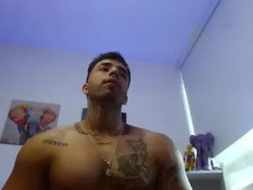 Chaturbate Adult Video Chat of darius_phoenix