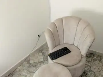 Chaturbate Live Sex of alexx_cum18