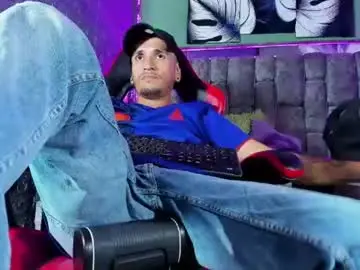 Chaturbate Free Porn Cam of axell_cross2