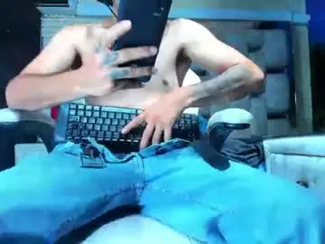 Chaturbate Live Porn of axell_cross2