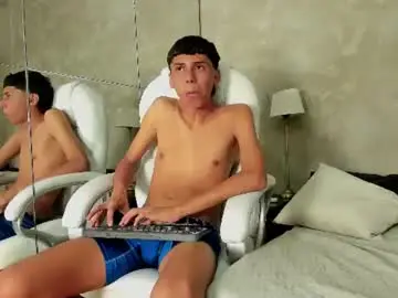 Chaturbate Best live sex cam show of brady_tyson