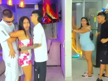 Chaturbate Live Sex Cam of secrethause71605