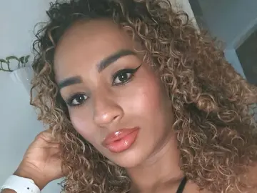 Imlive Free Live Porn of ShairaBrown