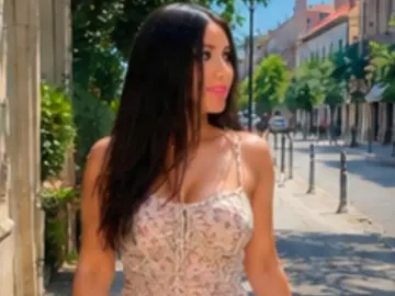 Imlive Private Sex Chat of AdellineRae