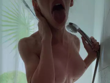 Imlive Free Porn Cam of angelmouth1