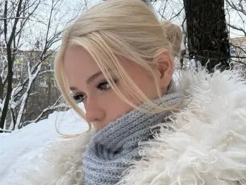 Livejasmin Live Sex Cam of CatheyHolien