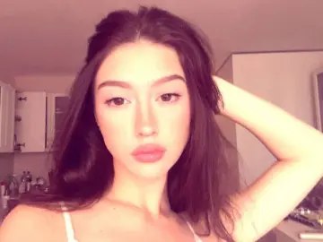 Livejasmin Free Porn Cam of HermilaKegerries