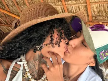 Livejasmin Free Porn Cam of RihannaAndKendra