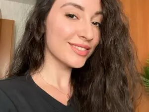 Myfreecams Best live sex cam show of Laura_Schwarz