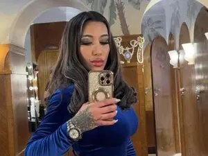 Myfreecams Watch Live Sex Cams of AliciaSweetx