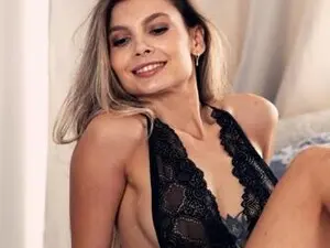 Myfreecams Adult Video Chat of Sellena_Girl