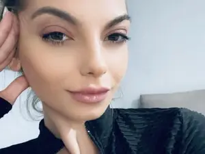 Myfreecams Live Sex Cam of SweetBeea