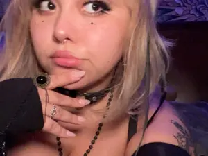 Myfreecams Best Webcam of AliceMae_