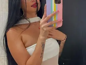 Myfreecams Free Porn Cam of Coonie_Paige
