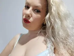 Myfreecams Adult Webcam of ADELAIS