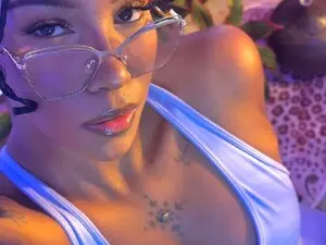Myfreecams Live Sex Cam of MarWitch777