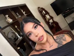 Myfreecams Private Sex Chat of Emelie_89