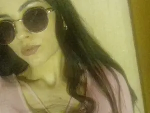 Myfreecams Live Sex Cam of Frioninny