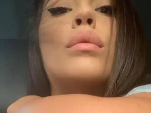 Myfreecams Sex Cam of ImagineRoses