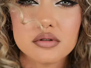 Myfreecams Watch Live Sex Cams of BellaRoose