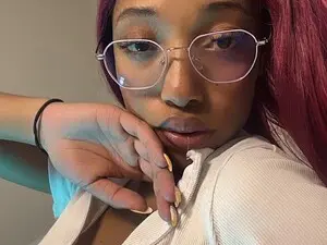 Myfreecams Watch Live Sex Cams of Esmeraldabk