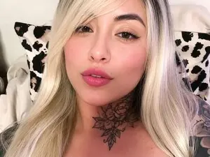 Myfreecams Free Porn Cam of GatitaHorny69