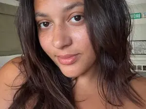 Myfreecams Watch Live Sex Cams of dreamyriri